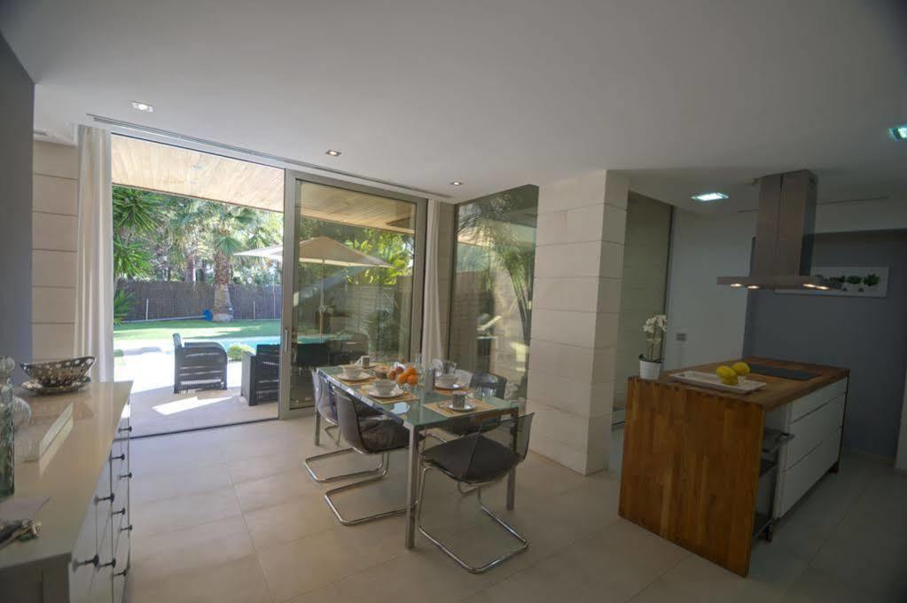 Villa Tarantino Sitges Exterior foto